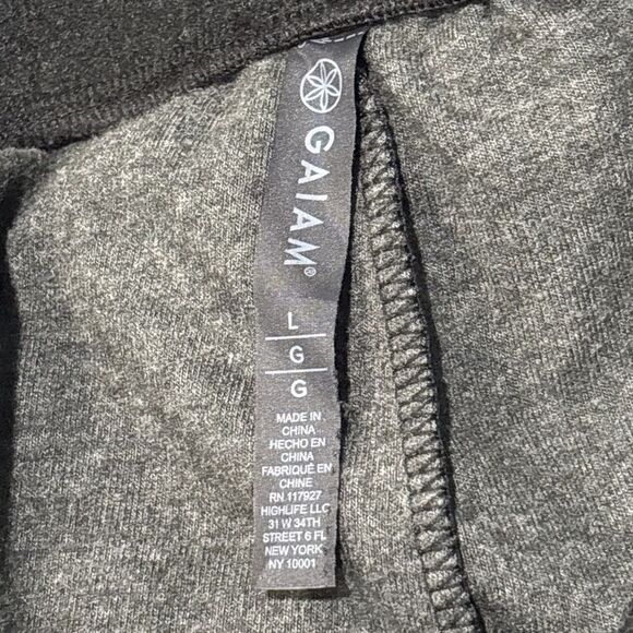 Gaiam Women's Activewear Jogger Pant Size Large Black Fleece Front Pockets Yoga - Picture 11 of 13
